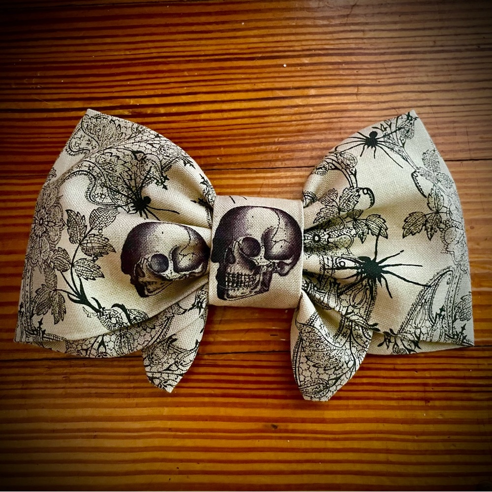 Handmade Skull Hair Bow